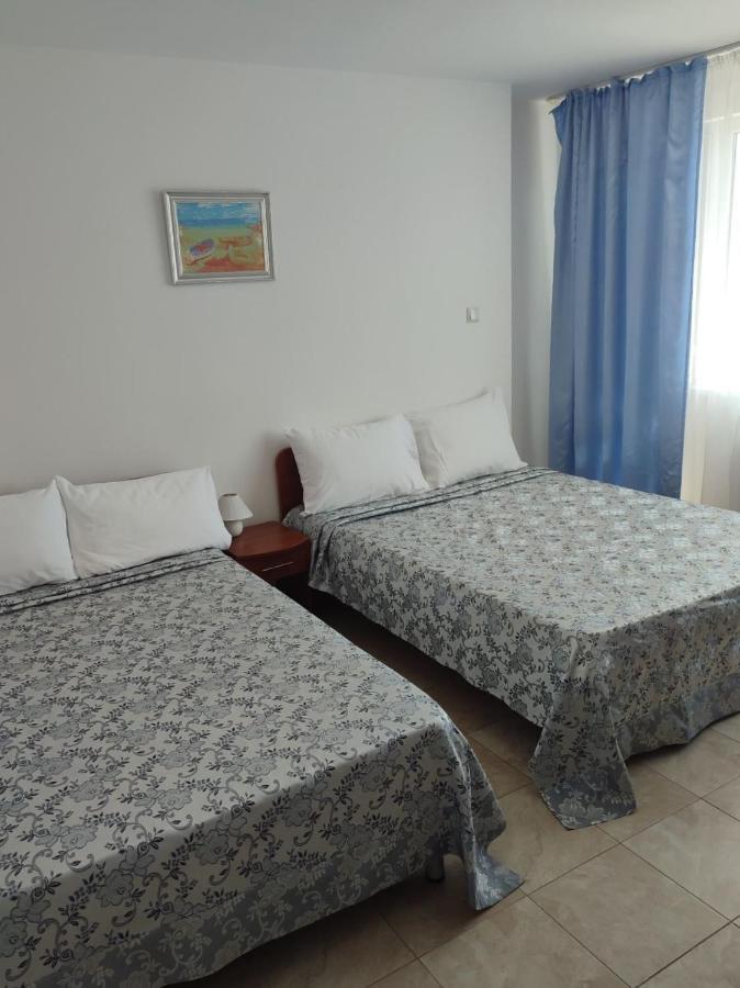 Veda Guest House Pomorie Eksteriør bilde