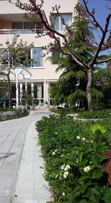 Veda Guest House Pomorie Eksteriør bilde