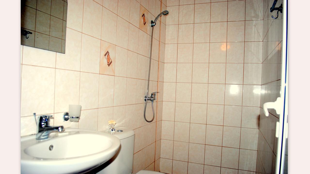 Veda Guest House Pomorie Eksteriør bilde