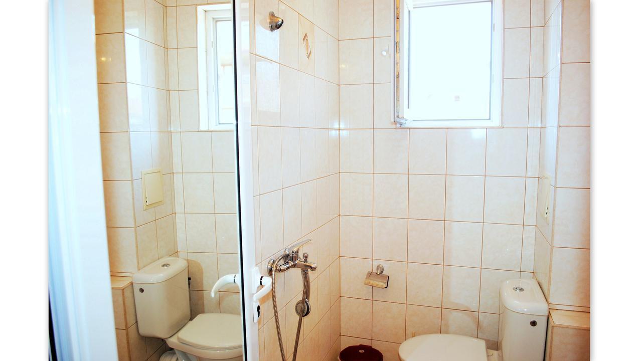 Veda Guest House Pomorie Eksteriør bilde