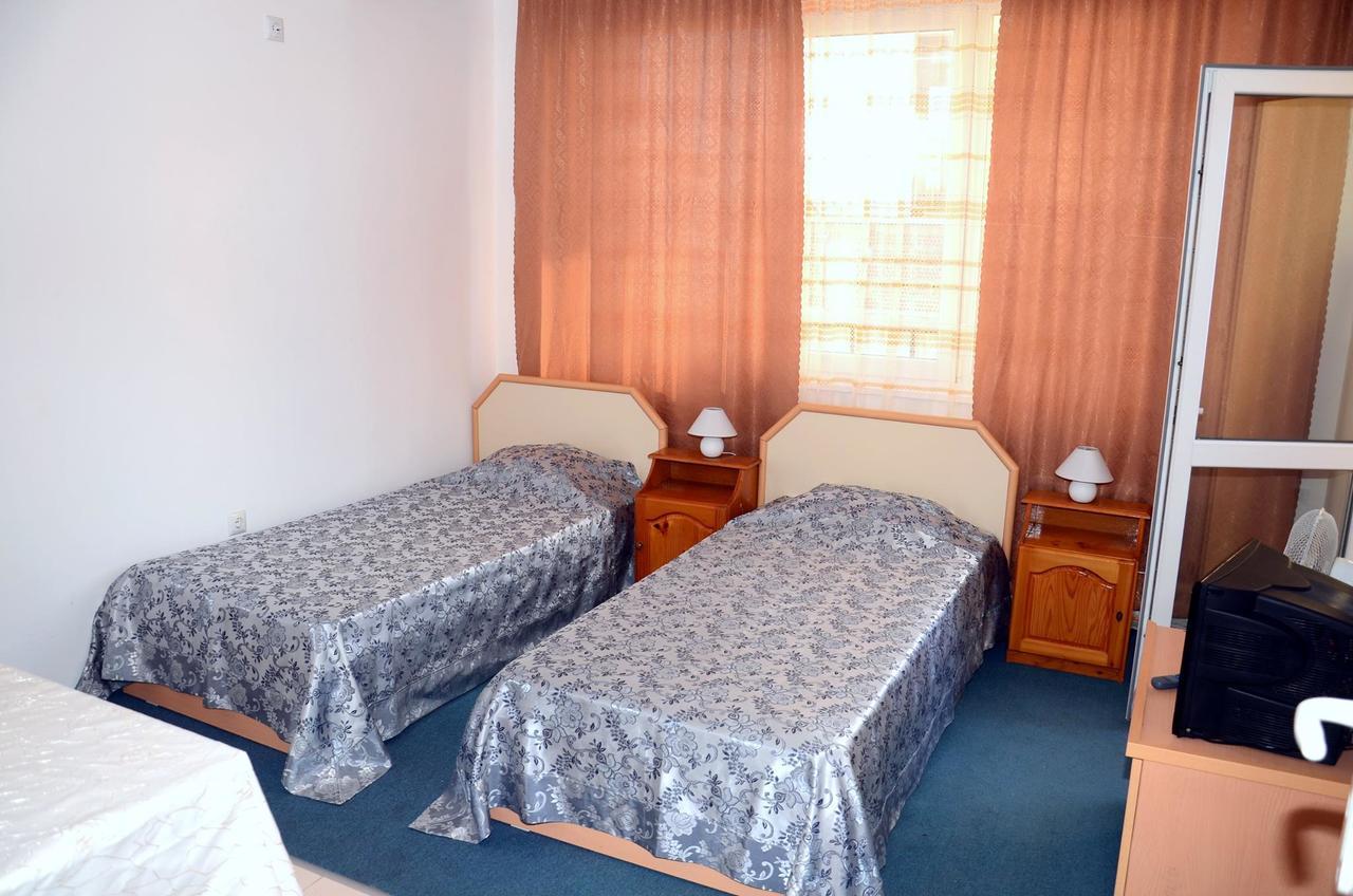 Veda Guest House Pomorie Eksteriør bilde